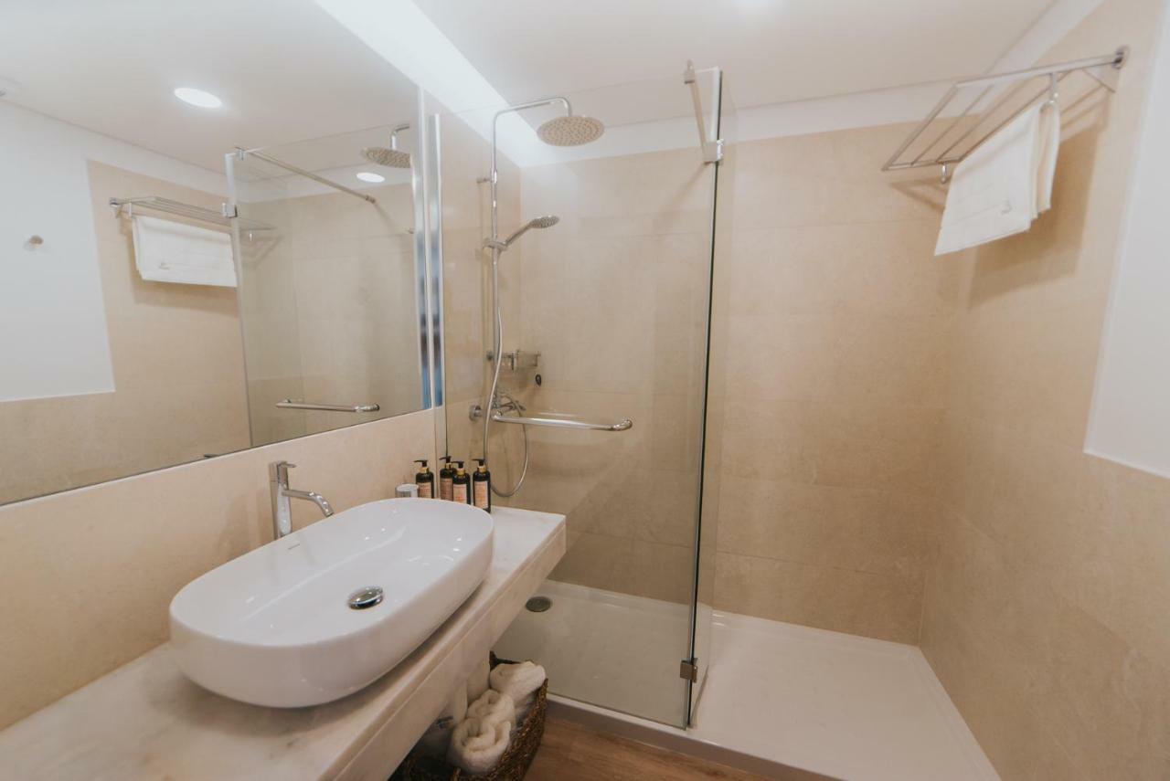 Studio Marina By Madeira Best Apartments ฟุงชาล ภายนอก รูปภาพ